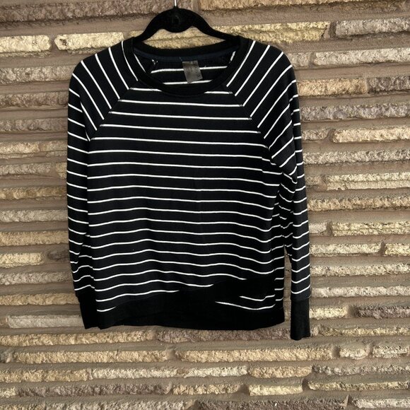 Danskin Black and White Striped Criss Cross Long Sleeve Top Size Small - Picture 5 of 7